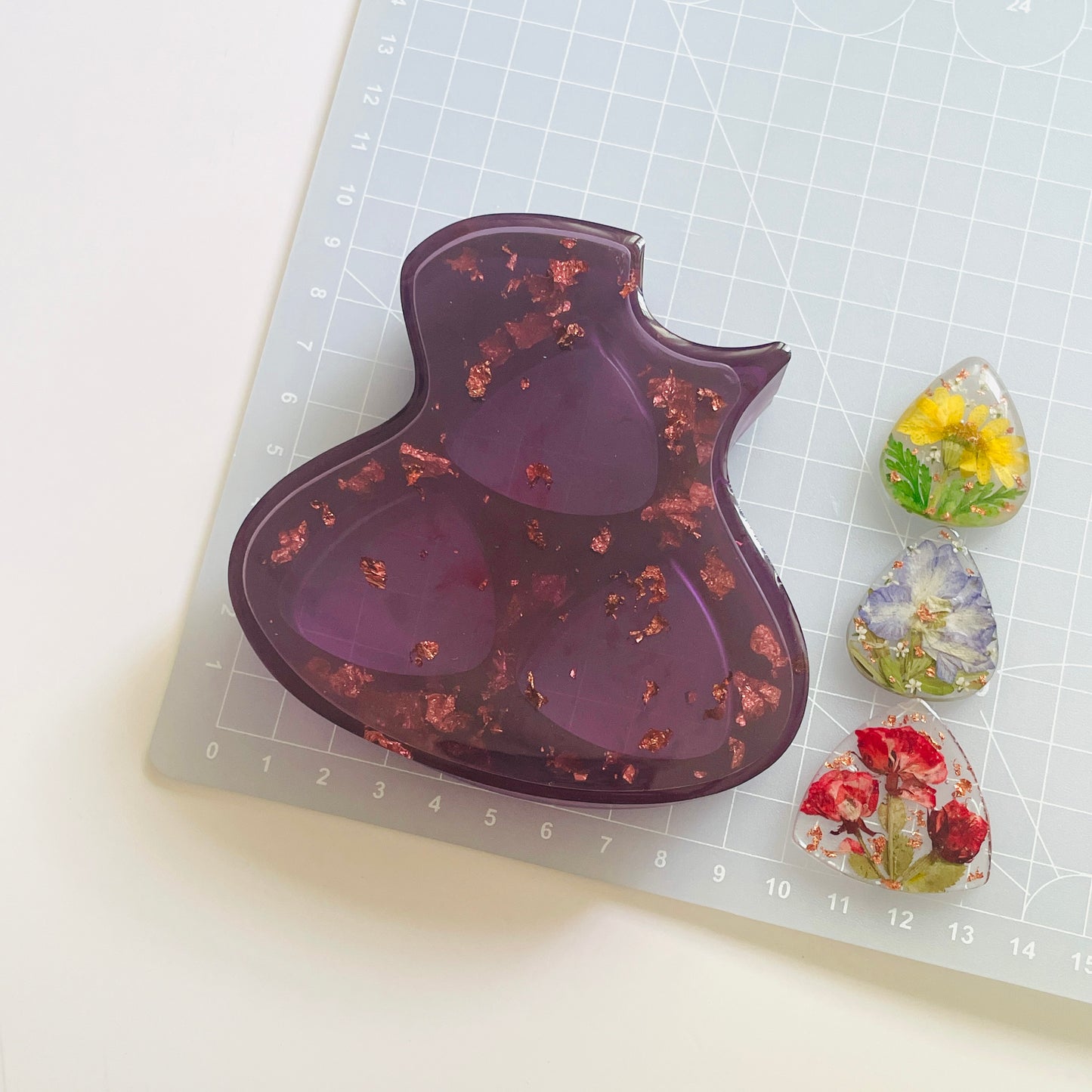 Resin Guitar Picks Box