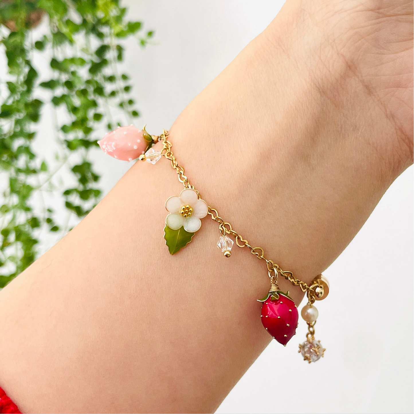 Fruit Food Strawberry Bracelet, Natural Fairy Plant Floral Bracelet, Cute Kawaii Gold Wire Wrapped Resin Bracelet, Mothers Day Gift For Her